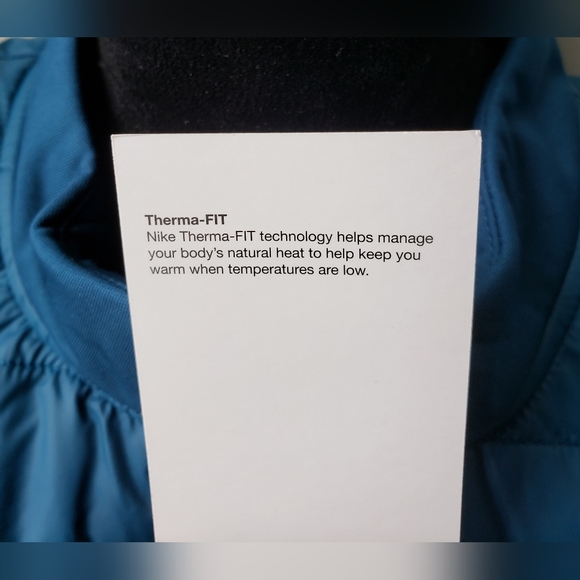 Nike Women's Therma-Fit Vest - Picture 9 of 14